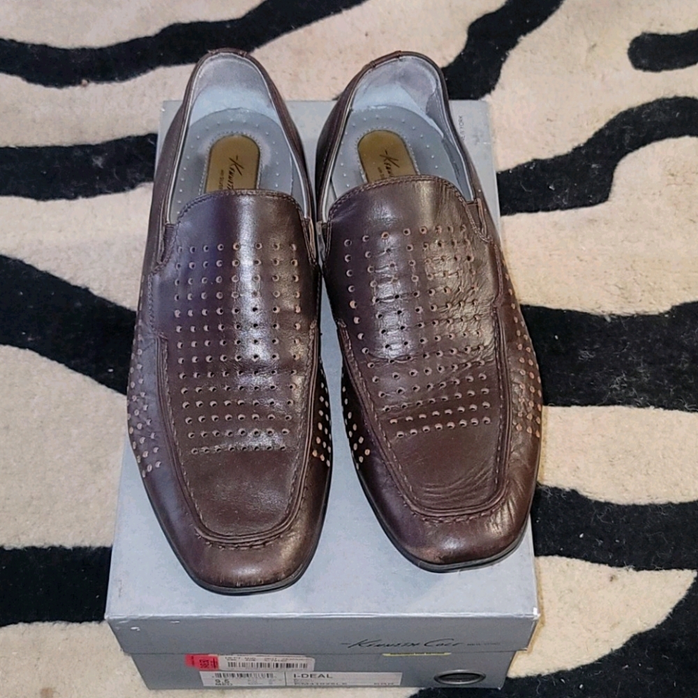 Kenneth Cole casual shoes